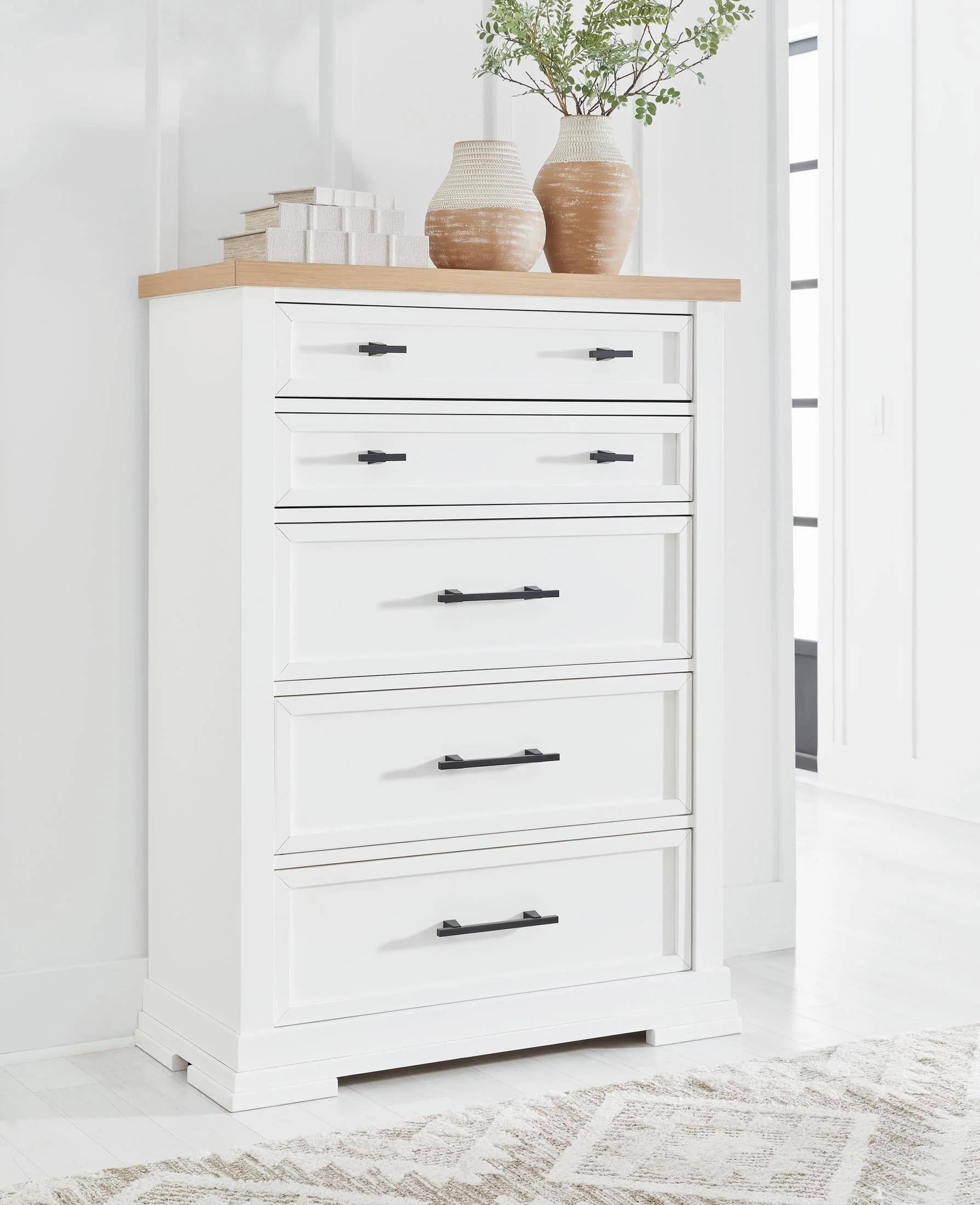Ashbryn Chest of Drawers - Image 4