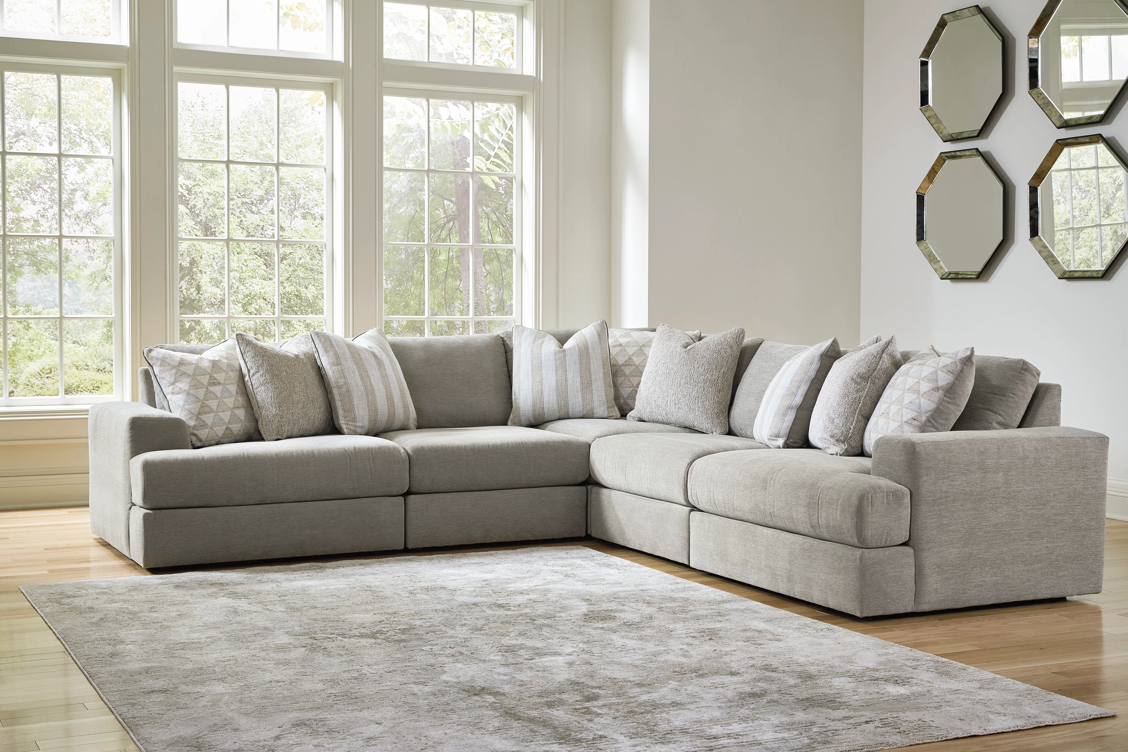 Avaliyah 5-Piece Sectional - Image 2