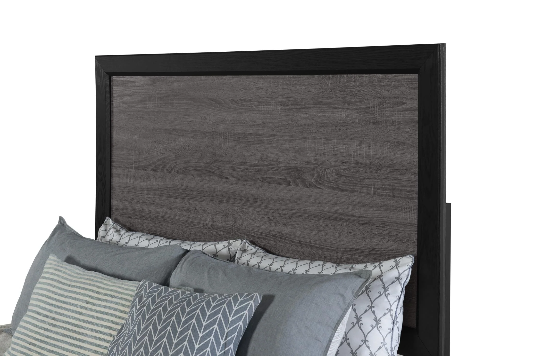 Brodin 3-Piece Bedroom Set - Image 8