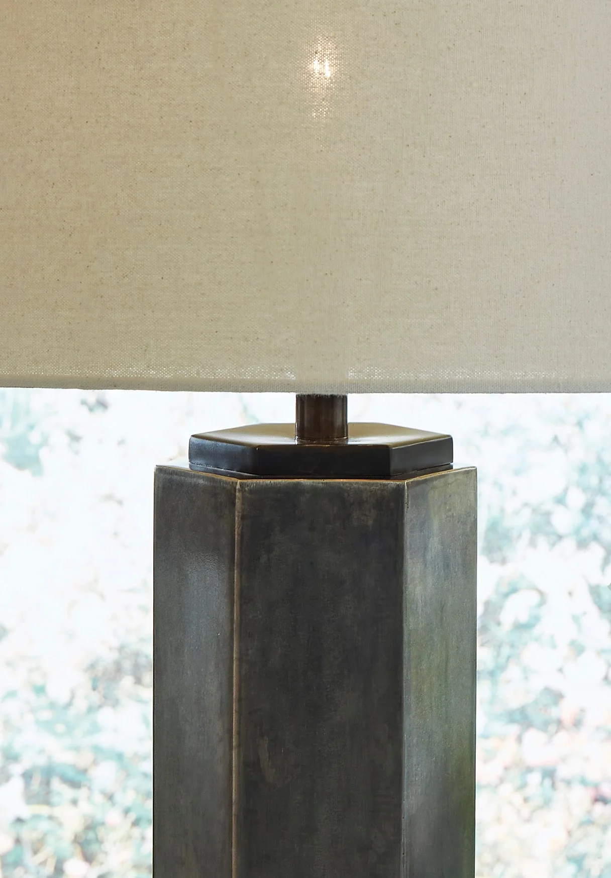 Dirkton Table Lamp - Image 3