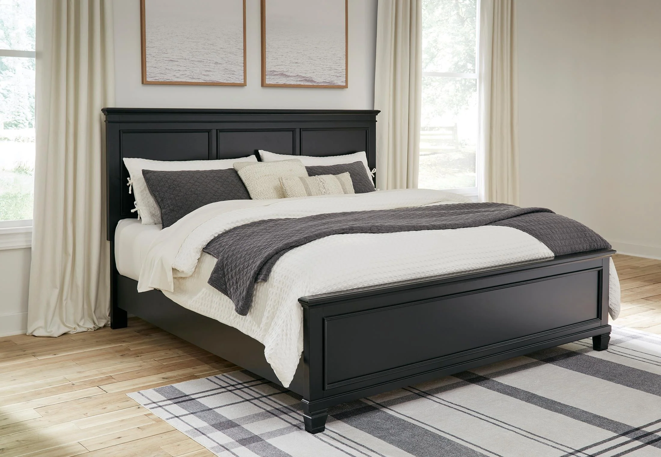 Lanolee Panel Bed - Image 9