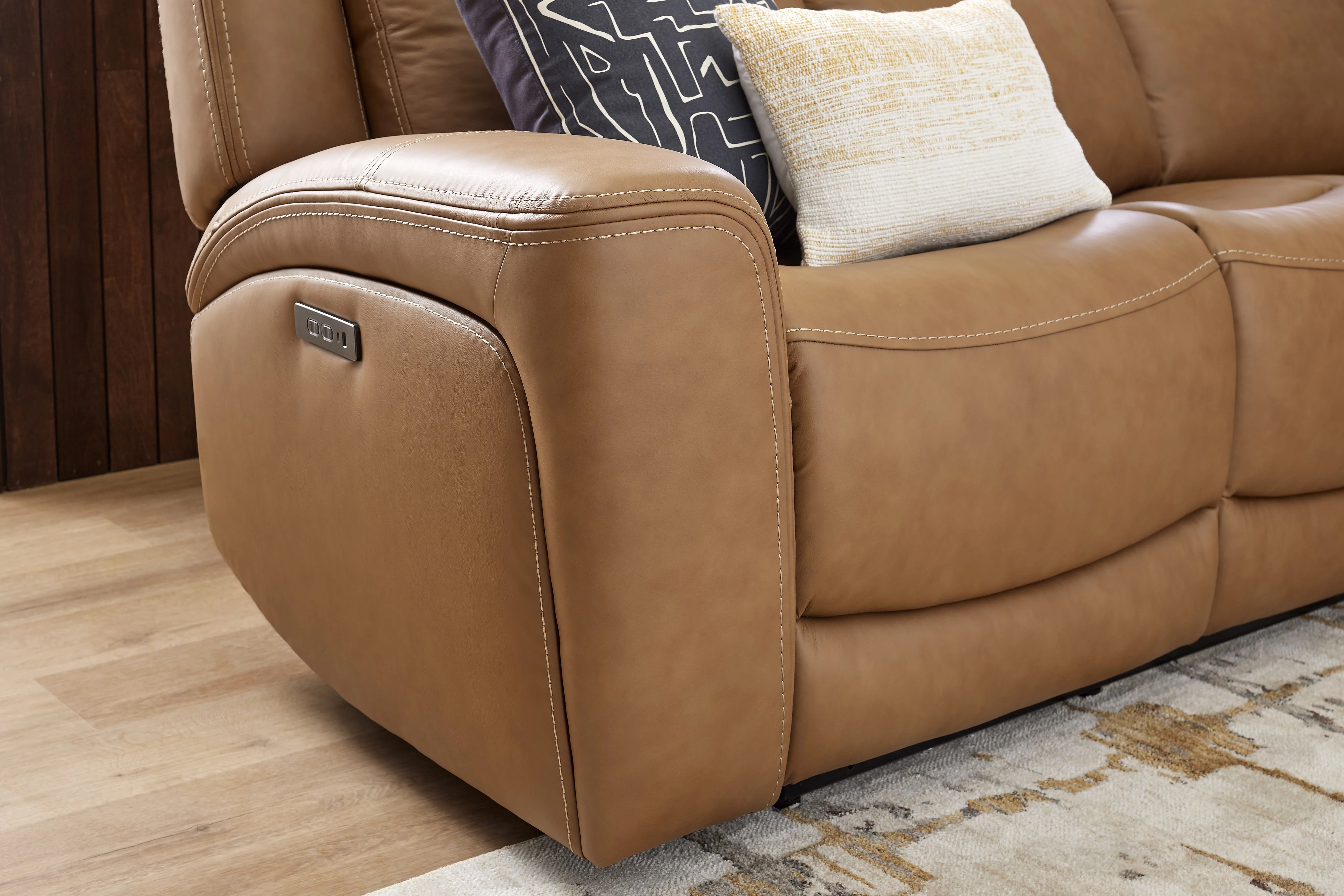 Davidson Power Reclining Leather Sofa - Image 8