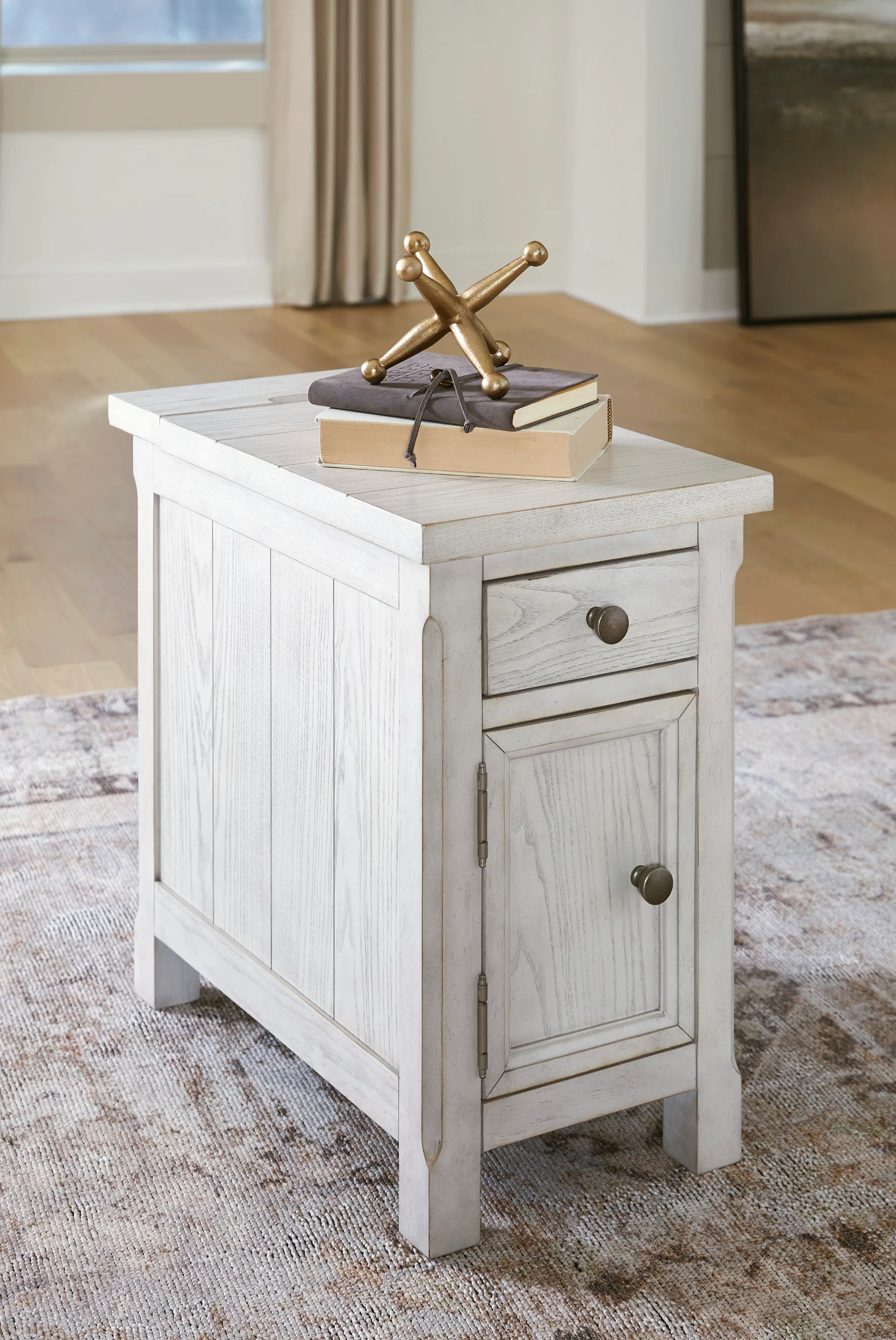 Ashley Robbinsdale Chairside End Table - Image 2