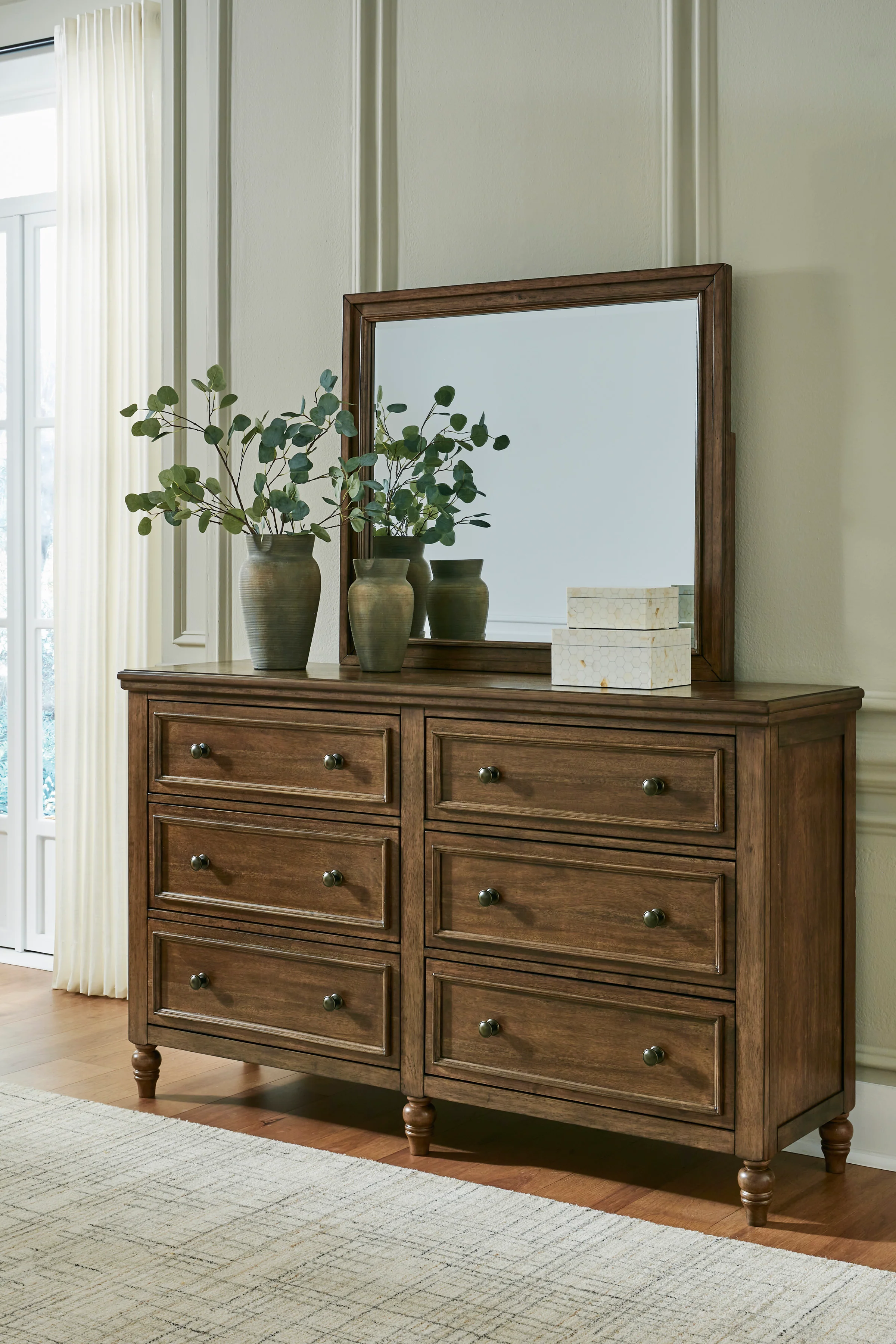 Sturlayne Dresser and Mirror - Image 2