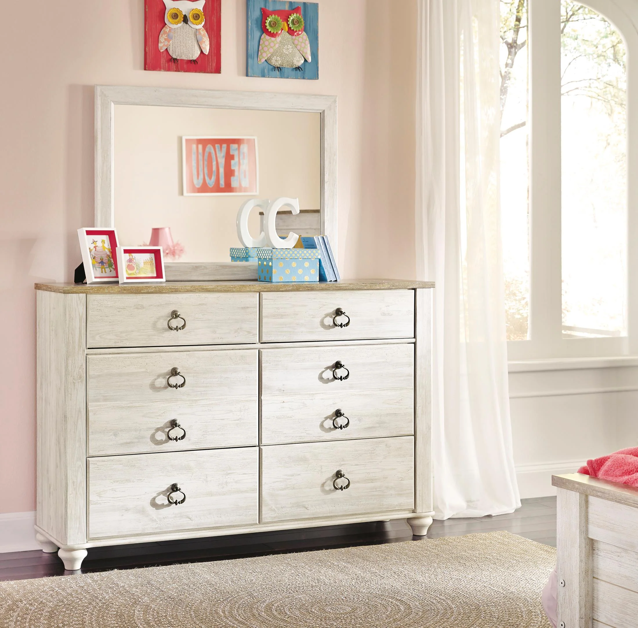 Willowton Dresser & Mirror - Image 2